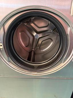 Alliance SFNWCFSG112TN11 - 18lb Commercial Front Load Washer