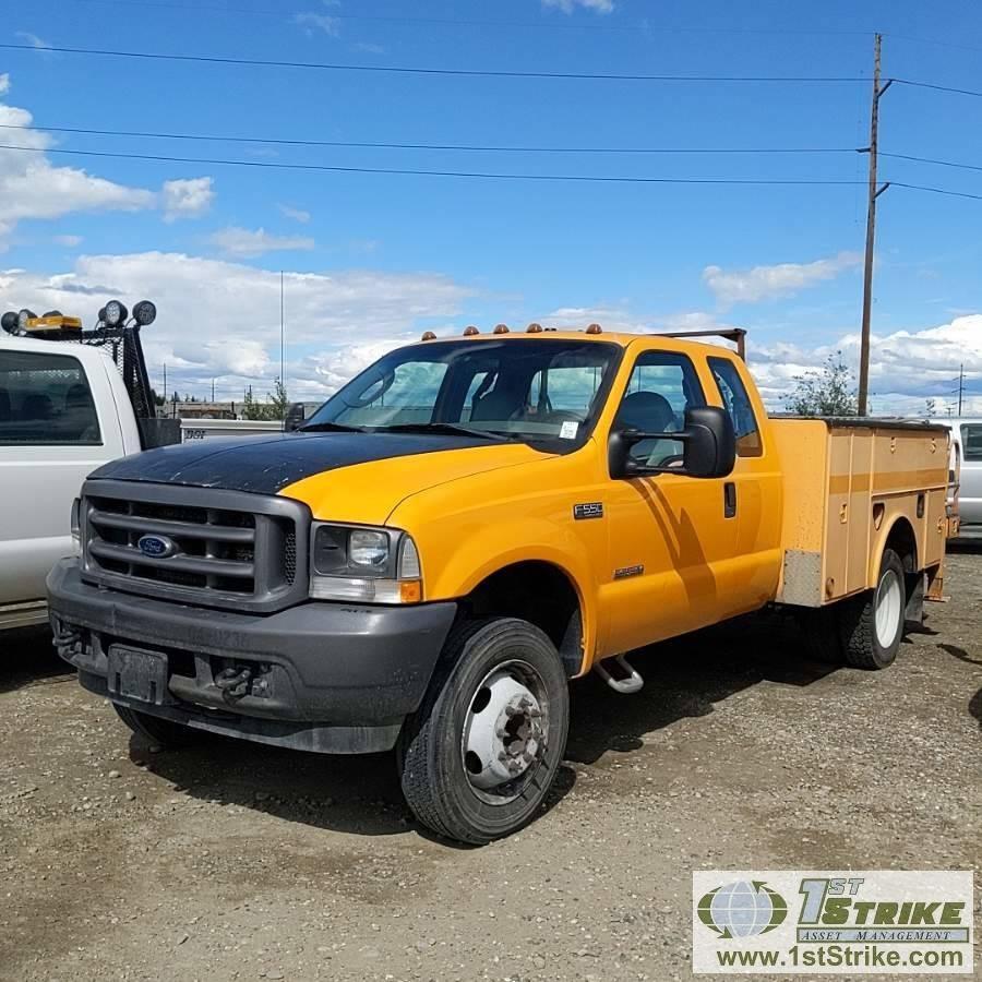 2004 FORD F-550 SUPERDUTY XL, 6.0L POWERSTROKE DIESEL, DUALLY, EXTENDED CAB, SERVICE BED