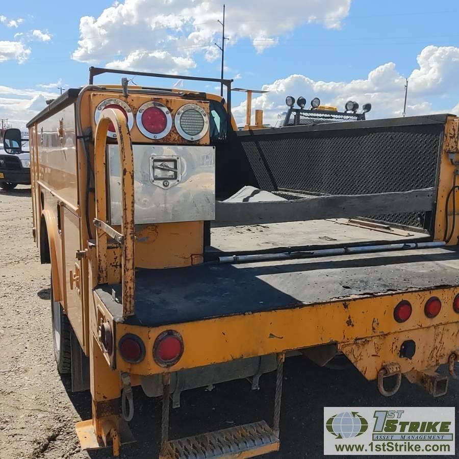 2004 FORD F-550 SUPERDUTY XL, 6.0L POWERSTROKE DIESEL, DUALLY, EXTENDED CAB, SERVICE BED