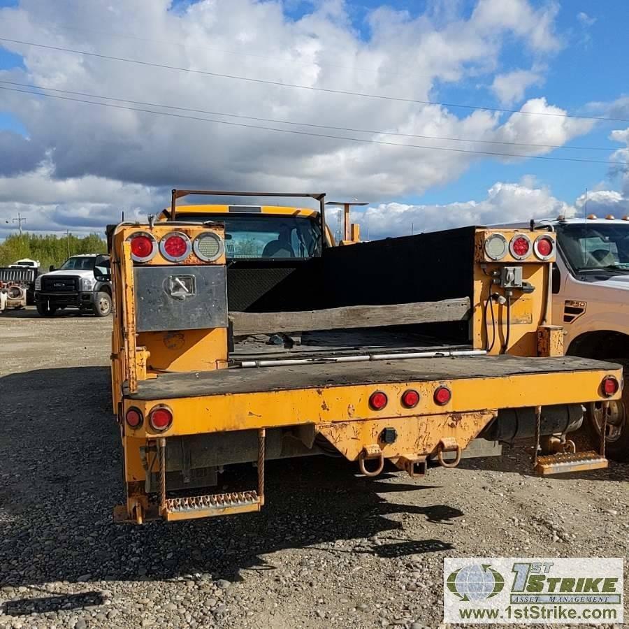 2004 FORD F-550 SUPERDUTY XL, 6.0L POWERSTROKE DIESEL, DUALLY, EXTENDED CAB, SERVICE BED