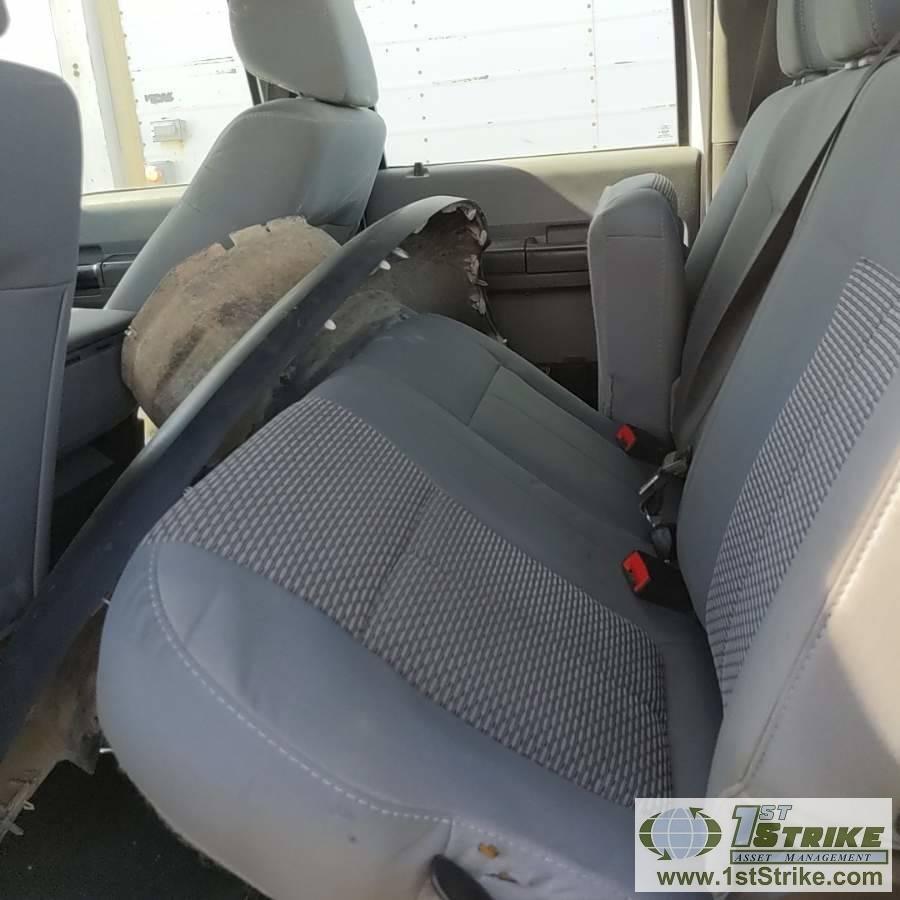 2012 FORD F-550 SUPERDUTY XL, CAB AND CHASSIS, 6.7L POWERSTROKE DIESEL, 4X4, DUALLY, CREW CAB