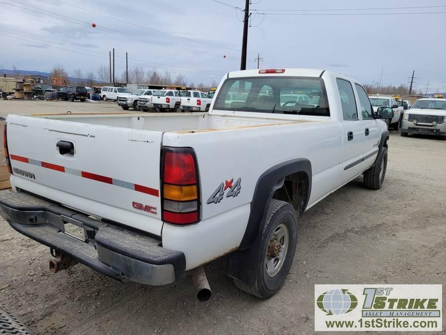 2006 GMC SIERRA 2500HD, 6.6L DURAMAX DIESEL, 4X4, CREW CAB, LONG BED. UNKNOWN MECHANICAL PROBLEMS