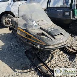 SNOWMACHINE, 1992 SKIDOO SKANDIC II, 2 CYLINDER, 2 STROKE, AIR COOLED