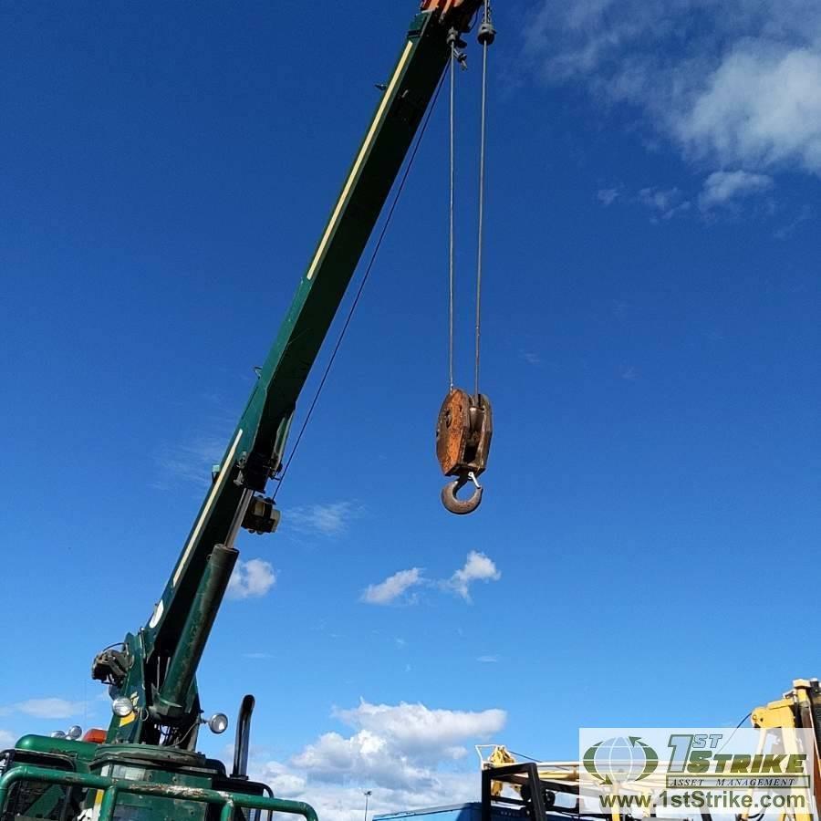 CRANE TRUCK, 2000 PETERBILT 378. CATERPILLAR C15 435 ENGINE, FULLER RTL016913A TRANSMISSION. JLG CRA
