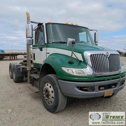 SEMI TRACTOR, 2013 INTERNATIONAL DURASTAR MODEL 4400 SBA 6X4, MAXX FORCE DIESEL ENGINE, AUTOMATIC TR