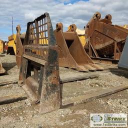 SKIDSTEER ATTACHMENT, PALLET FORKS, CATERPILLAR, 48IN