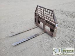 SKIDSTEER ATTACHMENT, PALLET FORKS, CATERPILLAR, 48IN