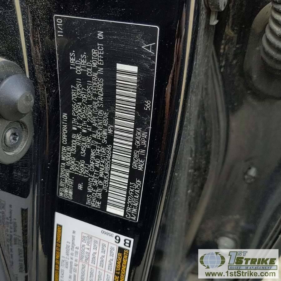 2011 TOYOTA 4-RUNNER SR5, 4.0L GAS, 4X4