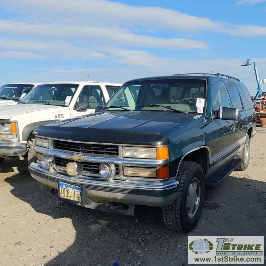 1996 CHEVROLET TAHOE 1500LT, 5.7L VORTEC, 4X4, 4-DOOR