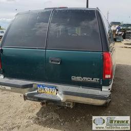 1996 CHEVROLET TAHOE 1500LT, 5.7L VORTEC, 4X4, 4-DOOR