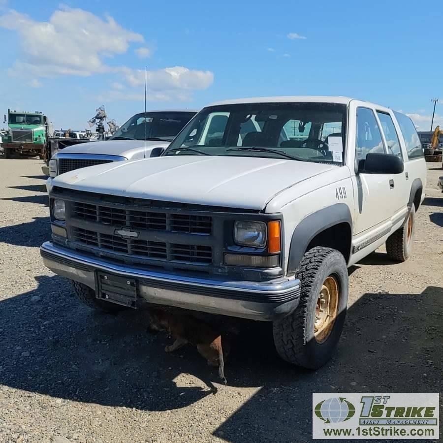 1999 CHEVROLET SUBURBAN 2500, 5.7L VORTEC, 4X4
