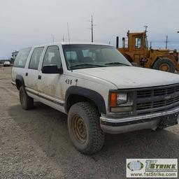 1999 CHEVROLET SUBURBAN 2500, 5.7L VORTEC, 4X4