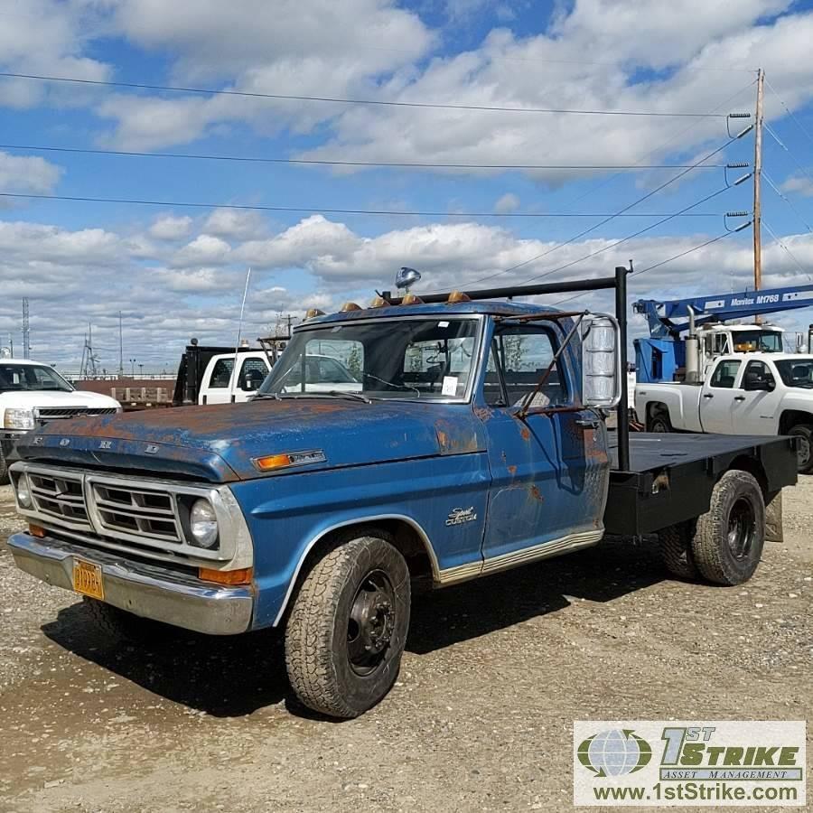 1970 FORD 350 CUSTOM SPORT, V-8 GAS, MANUAL TRANS, RWD, DUALLY, REGULAR CAB, 8FT FLATBED W/GOOSENECK