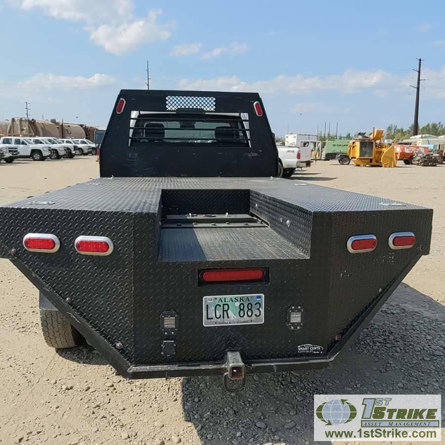2015 RAM 5500 HEAVY DUTY, 6.7L CUMMINS, RWD, DUALLY, REGULAR CAB, 13FT 6IN FLAT BED W/GOOSENECK HITC