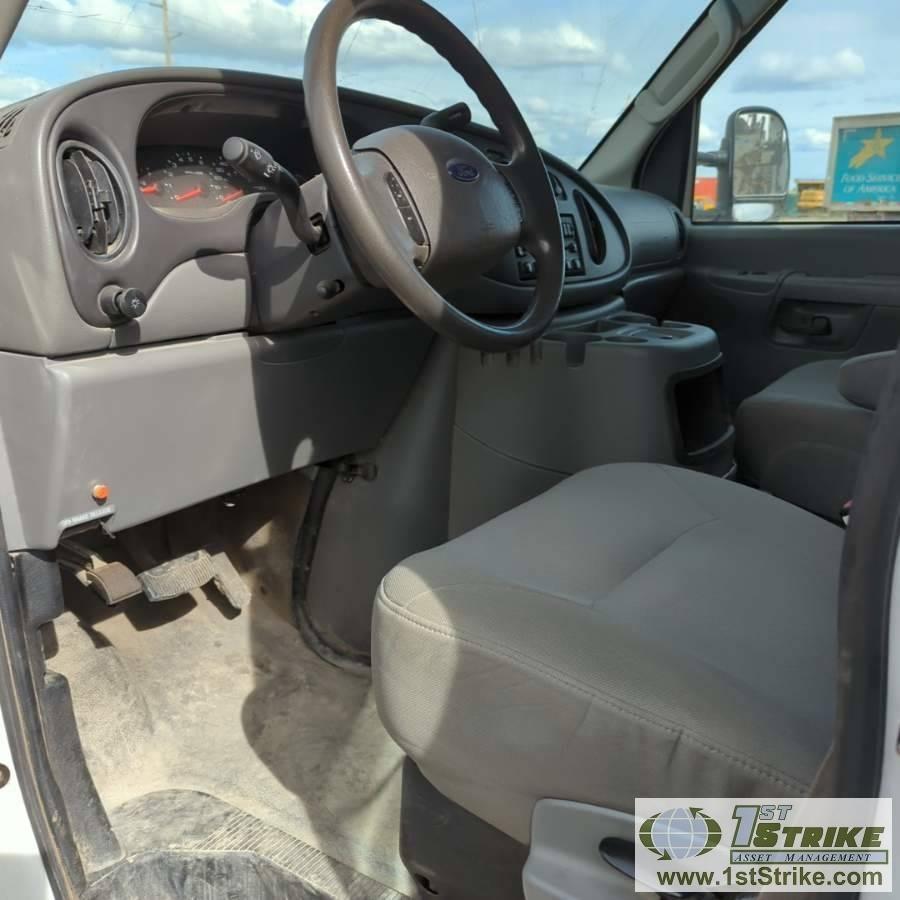 2005 FORD E-250, 5.4L GAS ENGINE, QUIGLEY 4X4, CARGO CONFIGURATION WITH TOOL CAGE, SHELVING