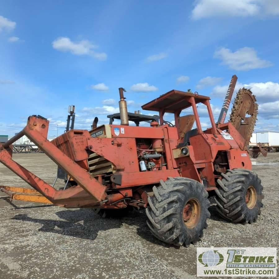 WHEELED TRENCHER, DITCH WITCH R100A, AWD, REAR CHAIN TRENCHER, FRONT SPOOL CARRIER