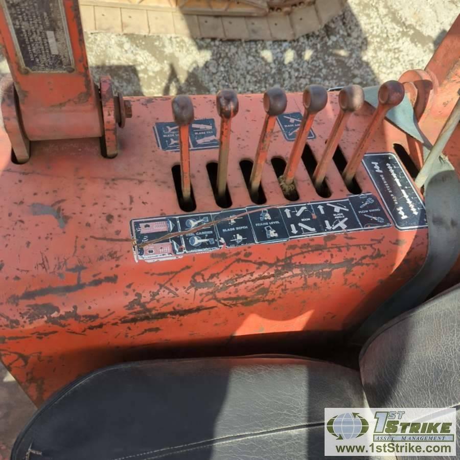 WHEELED TRENCHER, DITCH WITCH R100A, AWD, REAR CHAIN TRENCHER, FRONT SPOOL CARRIER