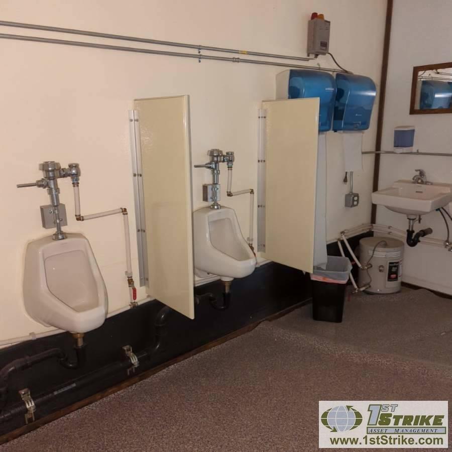 BATHROOM UNIT, 1996 UTILITY SEMI TRAILER TYPE VS3R, TRIPLE AXLE, 53FT, WITH MEN'S AND WOMEN'S ROOMS,