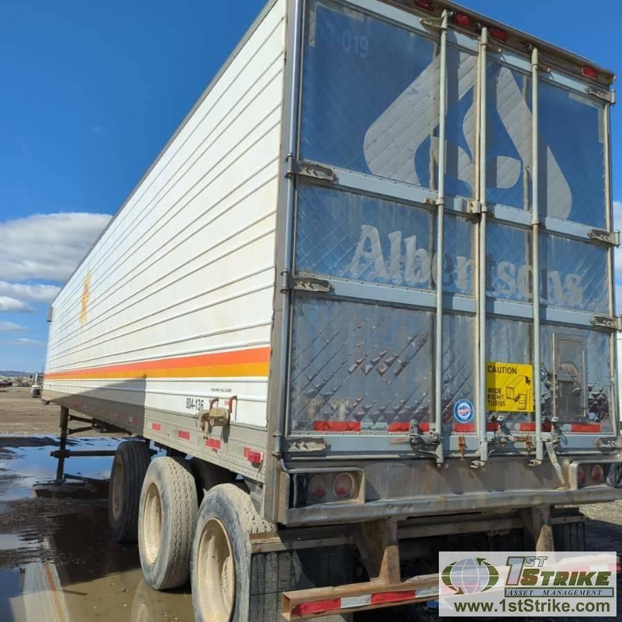 BATHROOM UNIT, 1996 UTILITY SEMI TRAILER TYPE VS3R, TRIPLE AXLE, 53FT, WITH MEN'S AND WOMEN'S ROOMS,