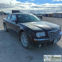 2006 CHRYSLER 300, 5.7L HEMI, RWD, 4-DOOR. UNKNOWN MECHANICAL PROBLEMS, ELECTRICAL ISSUES.