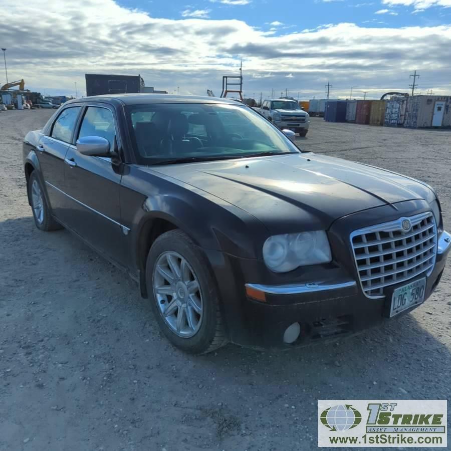 2006 CHRYSLER 300, 5.7L HEMI, RWD, 4-DOOR. UNKNOWN MECHANICAL PROBLEMS, ELECTRICAL ISSUES.