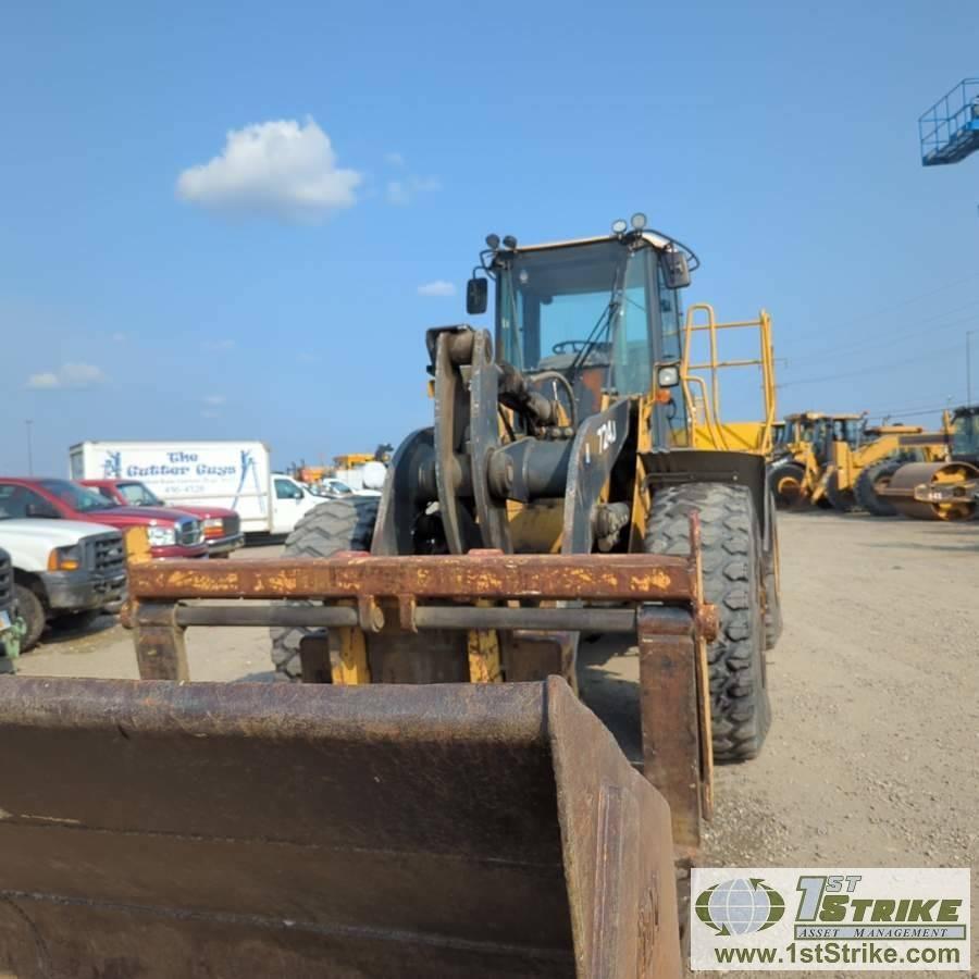 LOADER, 2007 JOHN DEERE 724J, EROPS,  QUICK ATTACH, W/8FT FORKS, 9FT GP BUCKET