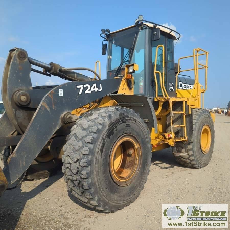 LOADER, 2007 JOHN DEERE 724J, EROPS,  QUICK ATTACH, W/8FT FORKS, 9FT GP BUCKET