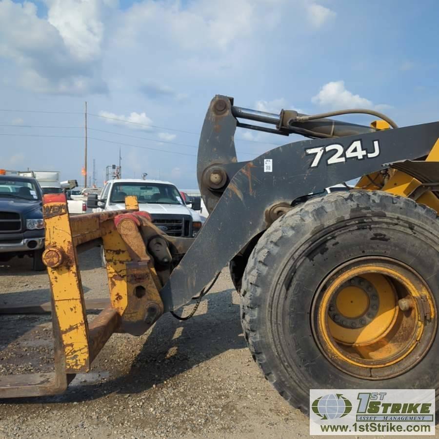 LOADER, 2007 JOHN DEERE 724J, EROPS,  QUICK ATTACH, W/8FT FORKS, 9FT GP BUCKET