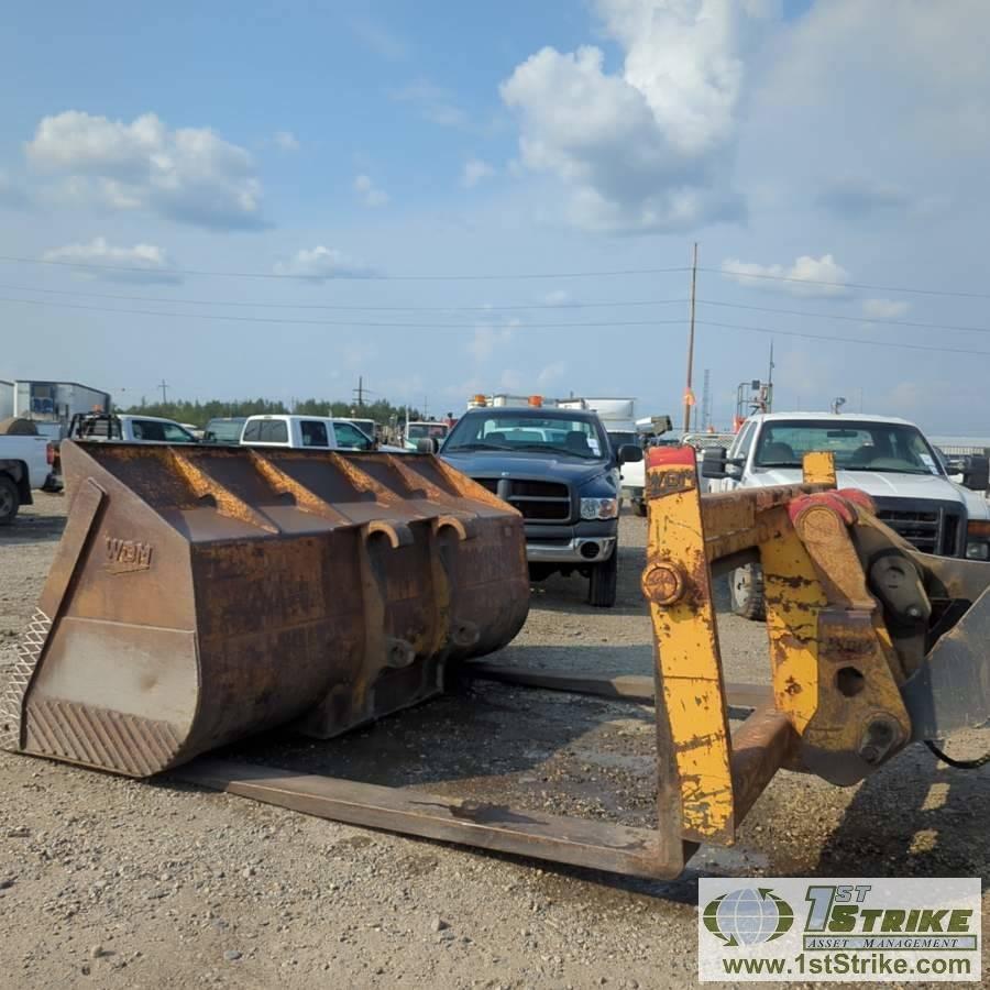 LOADER, 2007 JOHN DEERE 724J, EROPS,  QUICK ATTACH, W/8FT FORKS, 9FT GP BUCKET