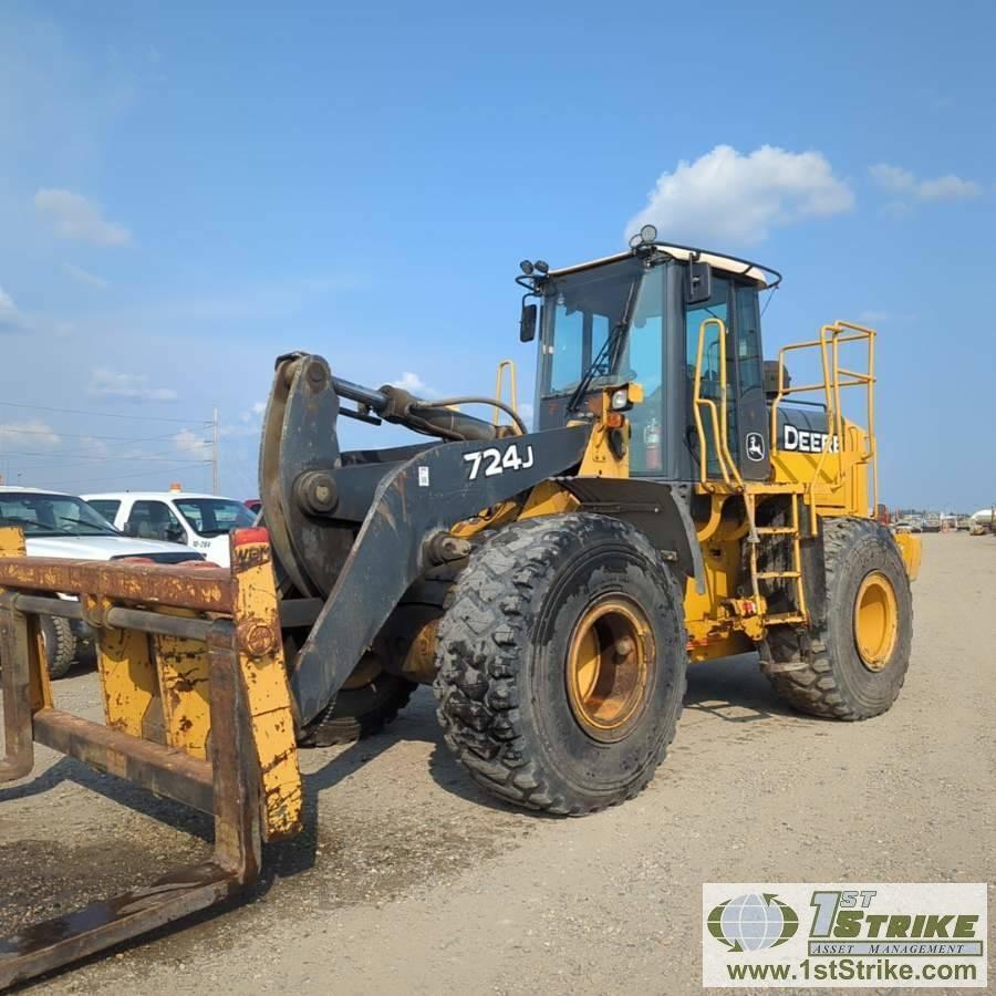 LOADER, 2007 JOHN DEERE 724J, EROPS,  QUICK ATTACH, W/8FT FORKS, 9FT GP BUCKET