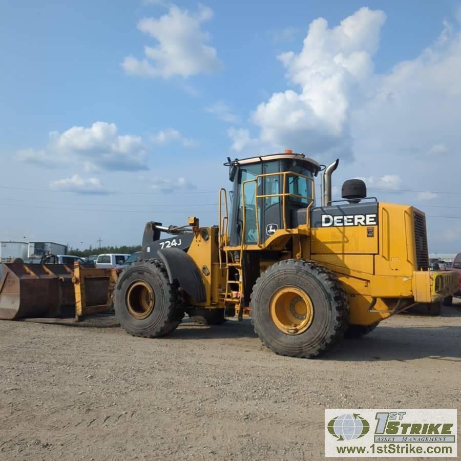 LOADER, 2007 JOHN DEERE 724J, EROPS,  QUICK ATTACH, W/8FT FORKS, 9FT GP BUCKET