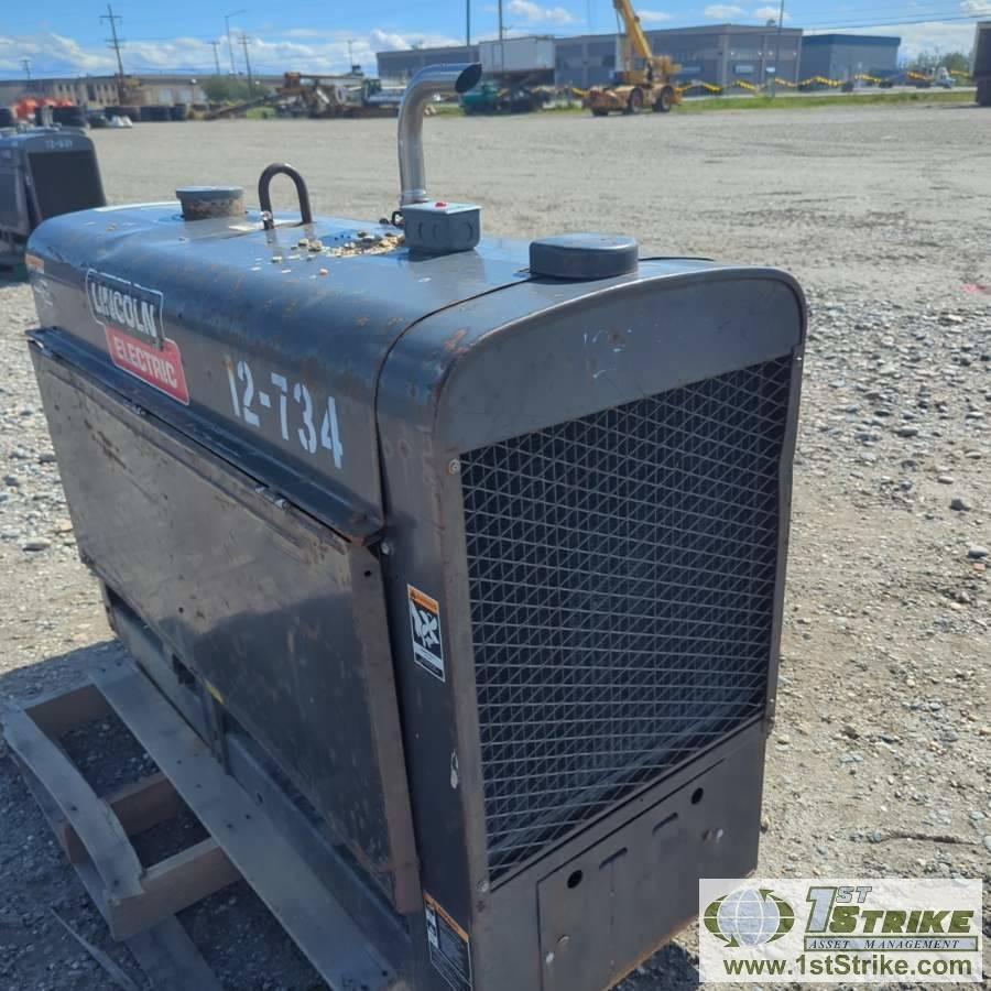 WELDER, LINCOLN CLASSIC 300D, 4 CYLINDER PERKINS DIESEL. UNKNOWN MECHANICAL PROBLEMS