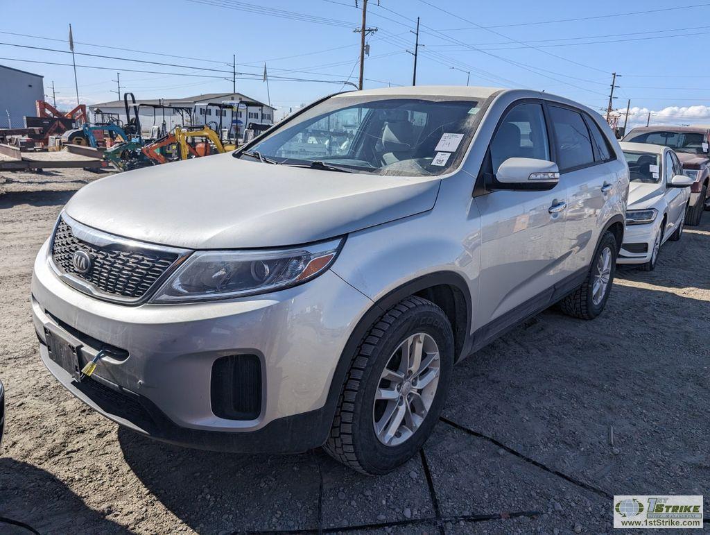 2015 KIA SORENTO GDI, 2.4L GAS, FWD