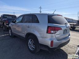 2015 KIA SORENTO GDI, 2.4L GAS, FWD