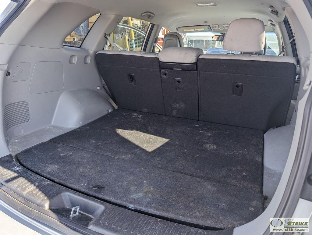 2015 KIA SORENTO GDI, 2.4L GAS, FWD