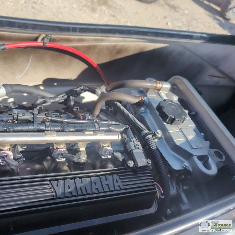 PERSONAL WATER CRAFT, 2010 YAMAHA WAVE RUNNER VX DELUXE, 1000CC, W/SINGLE AXLE 2003  TRAILER