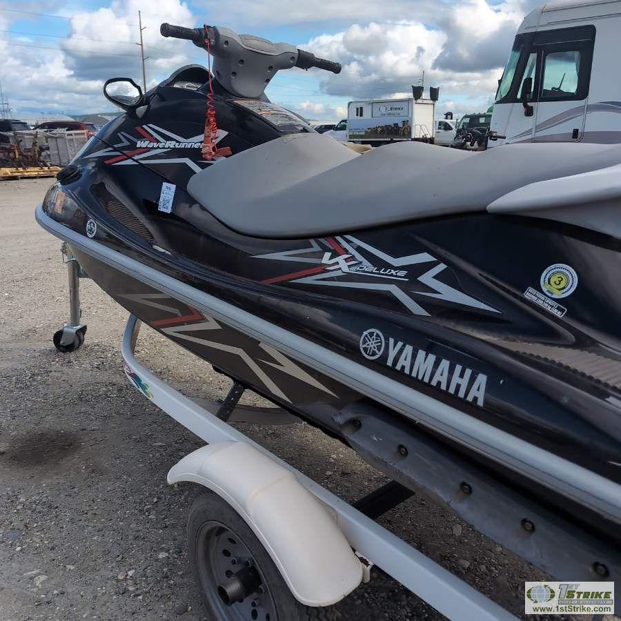 PERSONAL WATER CRAFT, 2010 YAMAHA WAVE RUNNER VX DELUXE, 1000CC, W/SINGLE AXLE 2003  TRAILER