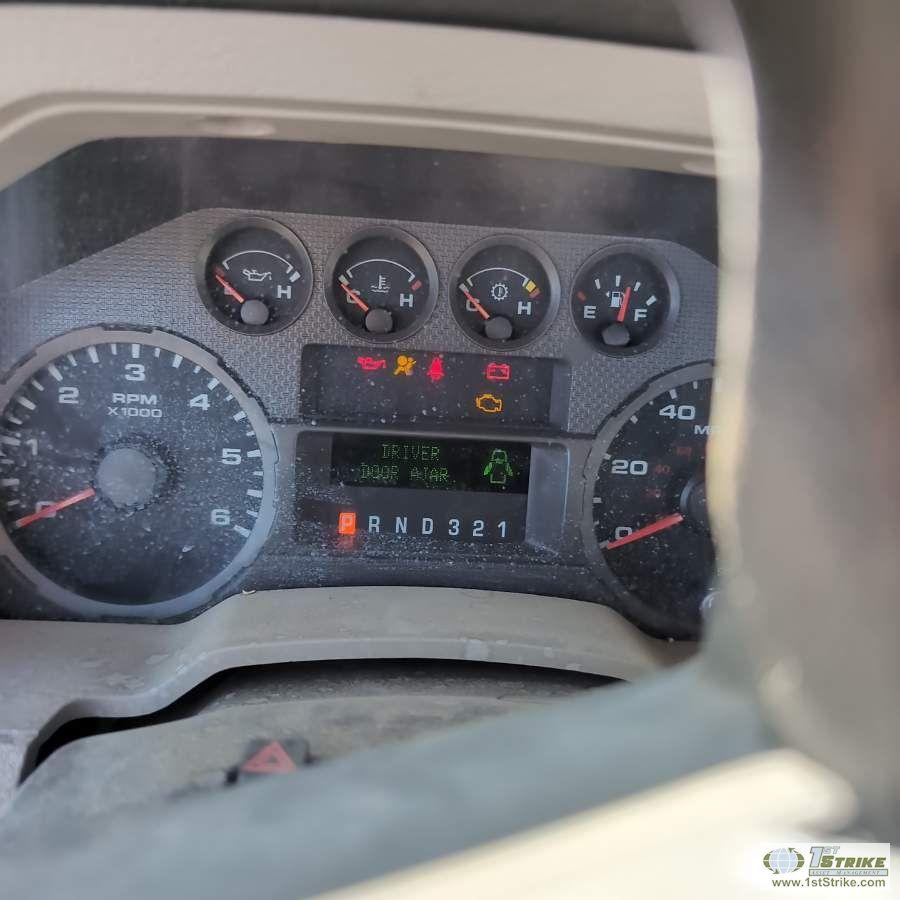 2009 FORD F-350 SUPERDUTY XL, 6.8L TRITON, 4X4, EXTENDED CAB, LONG BED