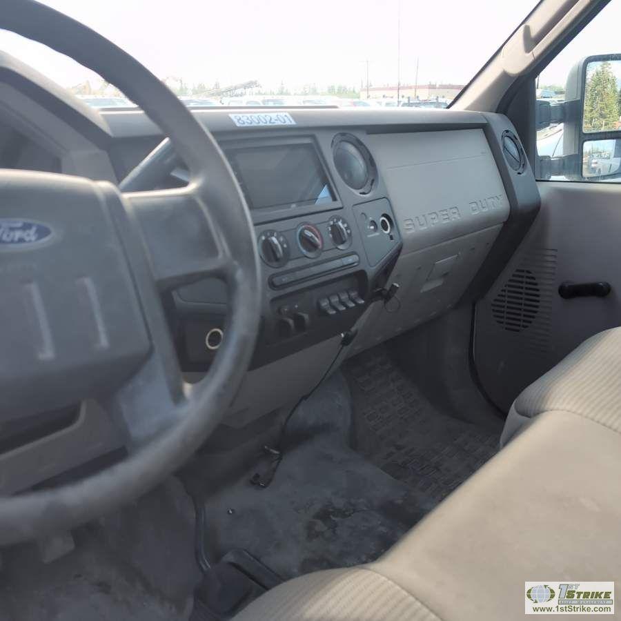 2009 FORD F-350 SUPERDUTY XL, 6.8L TRITON, 4X4, EXTENDED CAB, LONG BED