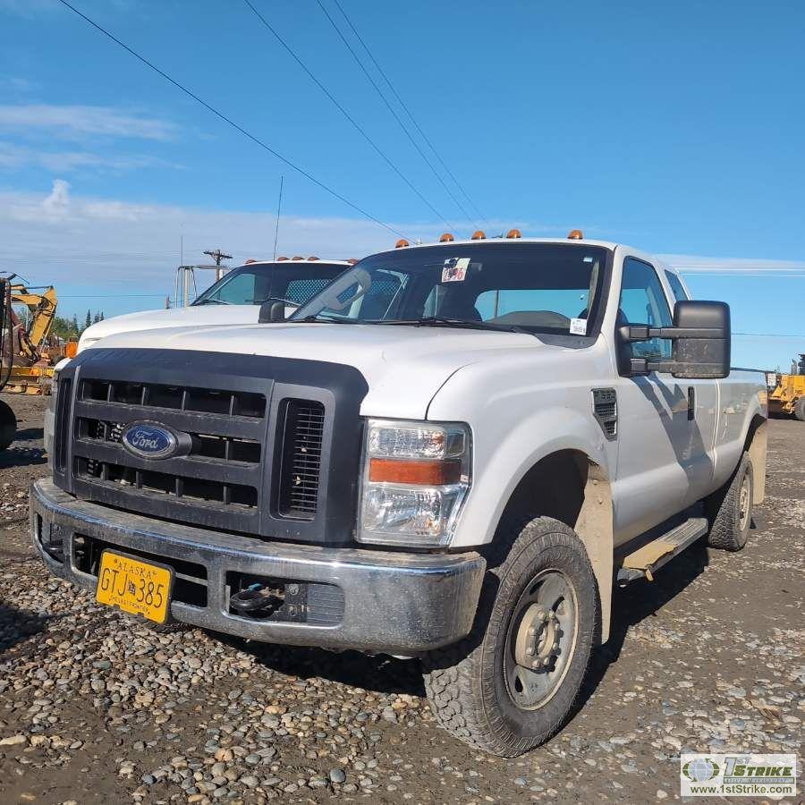 2009 FORD F-350 SUPERDUTY XL, 6.8L TRITON, 4X4, EXTENDED CAB, LONG BED