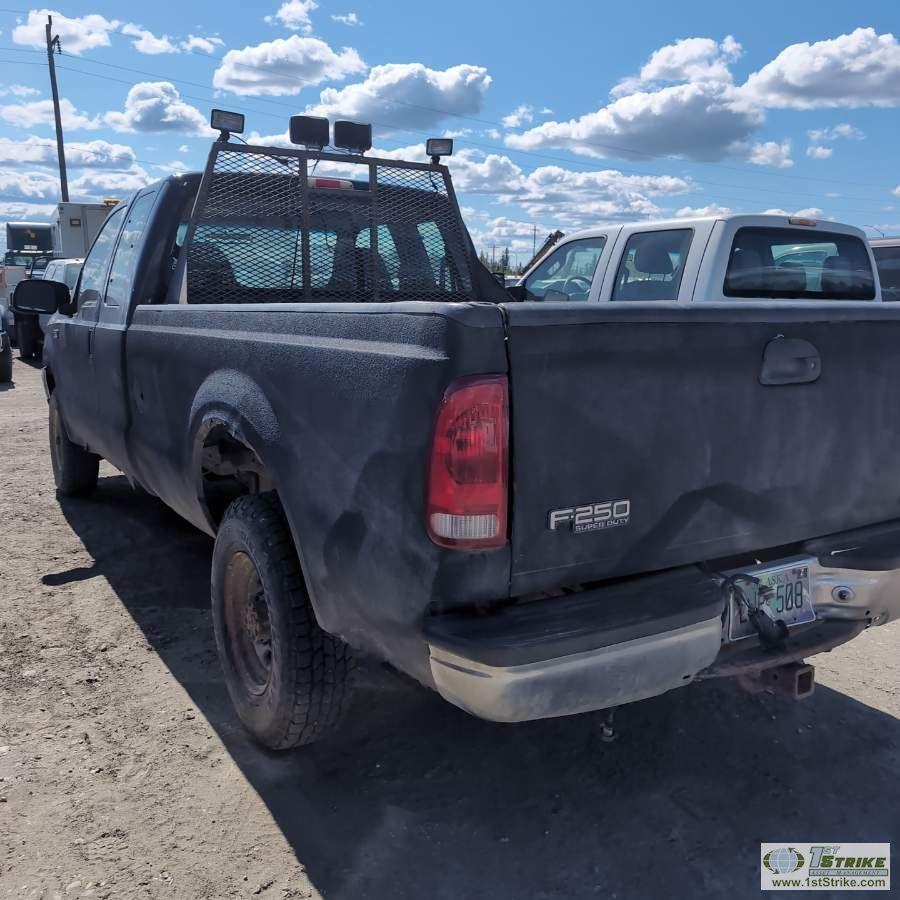 1999 FORD F-250 SUPERDUTY XL, 7.3L POWERSTROKE, 4X4, EXTENDED CAB, LONG BED WITH GOOSENECK HITCH