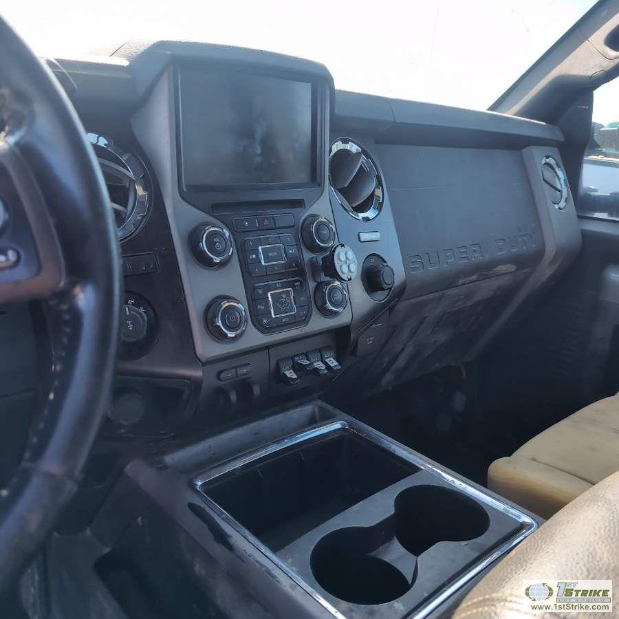 2014 FORD F-350 SUPERDUTY LARIAT, 6.7L POWERSTROKE, 4X4, CREW CAB, LONG BED. UNKNOWN MECHANICAL PROB