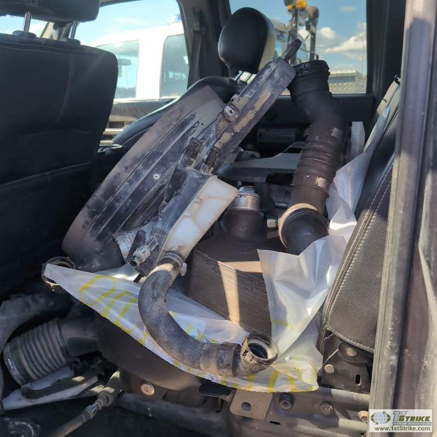 2014 FORD F-350 SUPERDUTY LARIAT, 6.7L POWERSTROKE, 4X4, CREW CAB, LONG BED. UNKNOWN MECHANICAL PROB