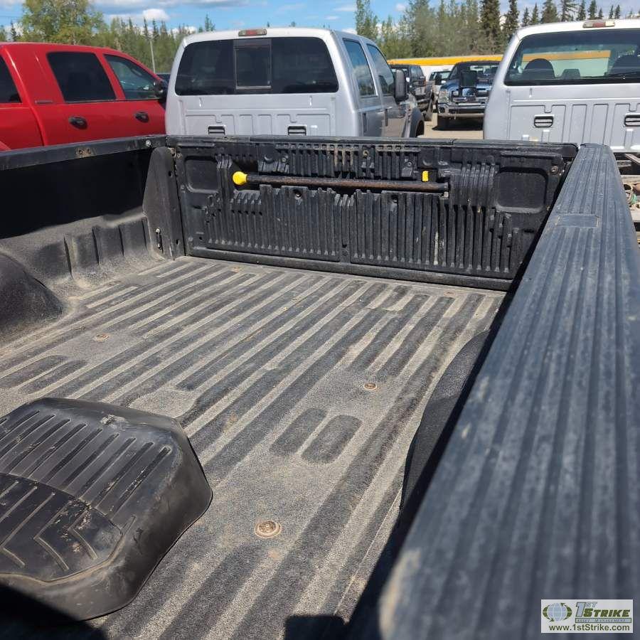 2014 FORD F-350 SUPERDUTY LARIAT, 6.7L POWERSTROKE, 4X4, CREW CAB, LONG BED. UNKNOWN MECHANICAL PROB