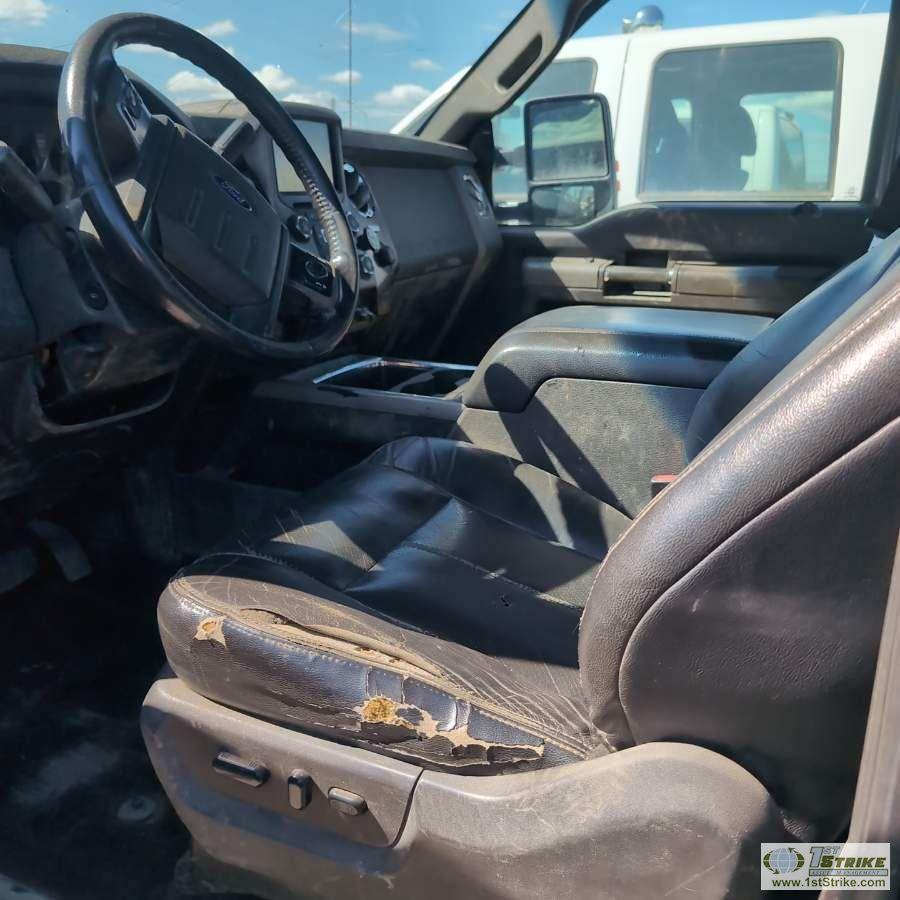 2014 FORD F-350 SUPERDUTY LARIAT, 6.7L POWERSTROKE, 4X4, CREW CAB, LONG BED. UNKNOWN MECHANICAL PROB