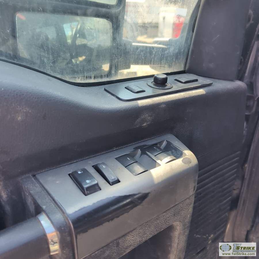 2014 FORD F-350 SUPERDUTY LARIAT, 6.7L POWERSTROKE, 4X4, CREW CAB, LONG BED. UNKNOWN MECHANICAL PROB