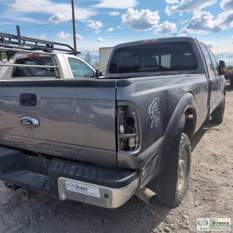 2014 FORD F-350 SUPERDUTY LARIAT, 6.7L POWERSTROKE, 4X4, CREW CAB, LONG BED. UNKNOWN MECHANICAL PROB