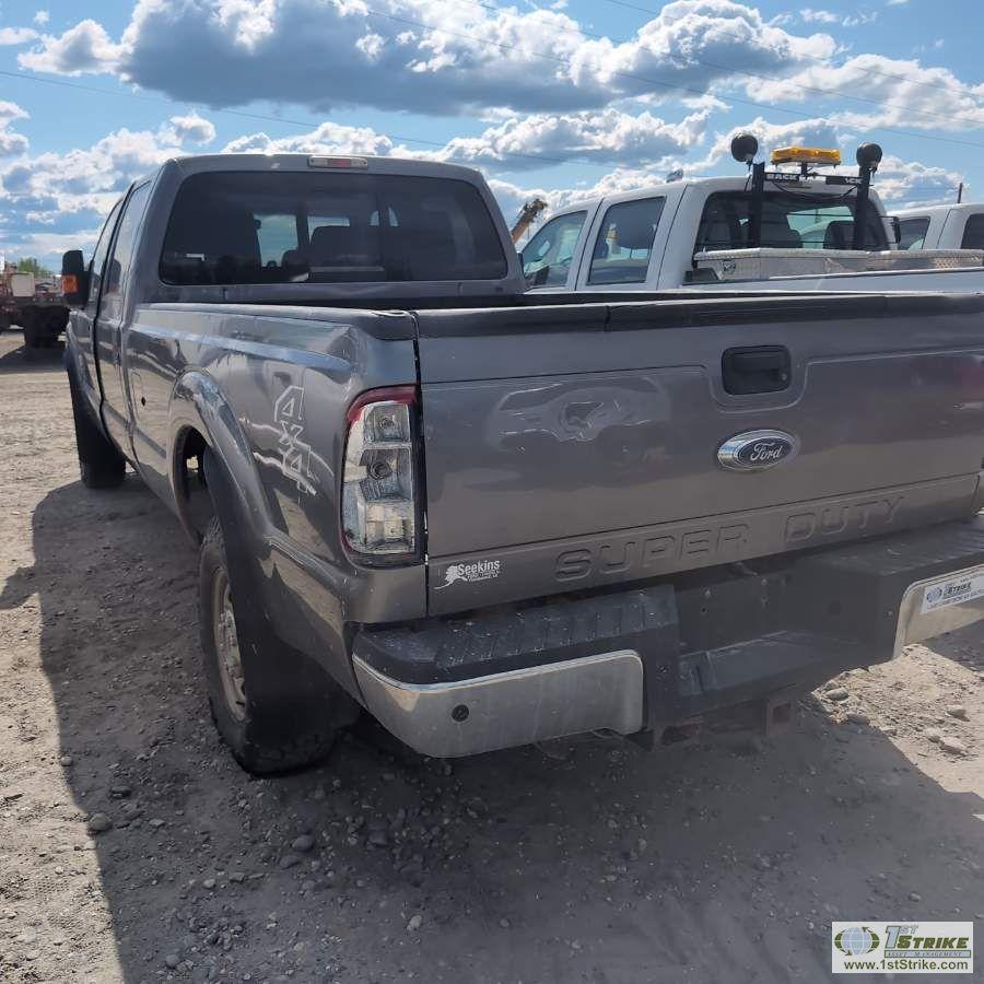 2014 FORD F-350 SUPERDUTY LARIAT, 6.7L POWERSTROKE, 4X4, CREW CAB, LONG BED. UNKNOWN MECHANICAL PROB