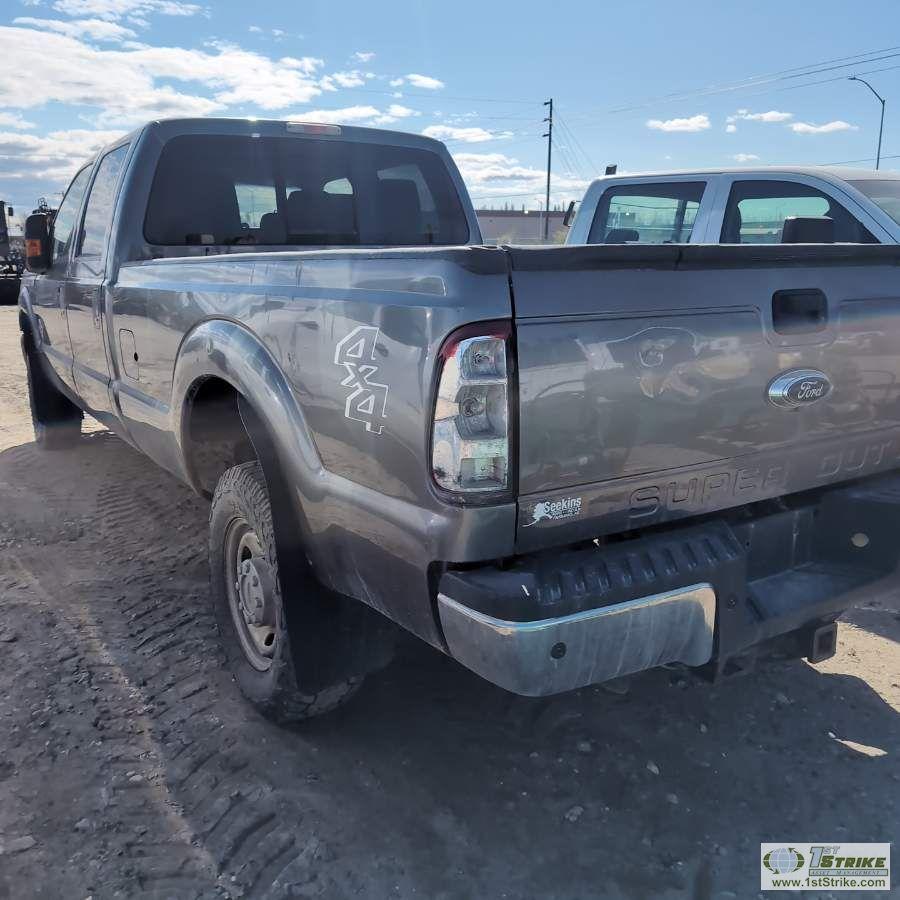 2014 FORD F-350 SUPERDUTY LARIAT, 6.7L POWERSTROKE, 4X4, CREW CAB, LONG BED. UNKNOWN MECHANICAL PROB