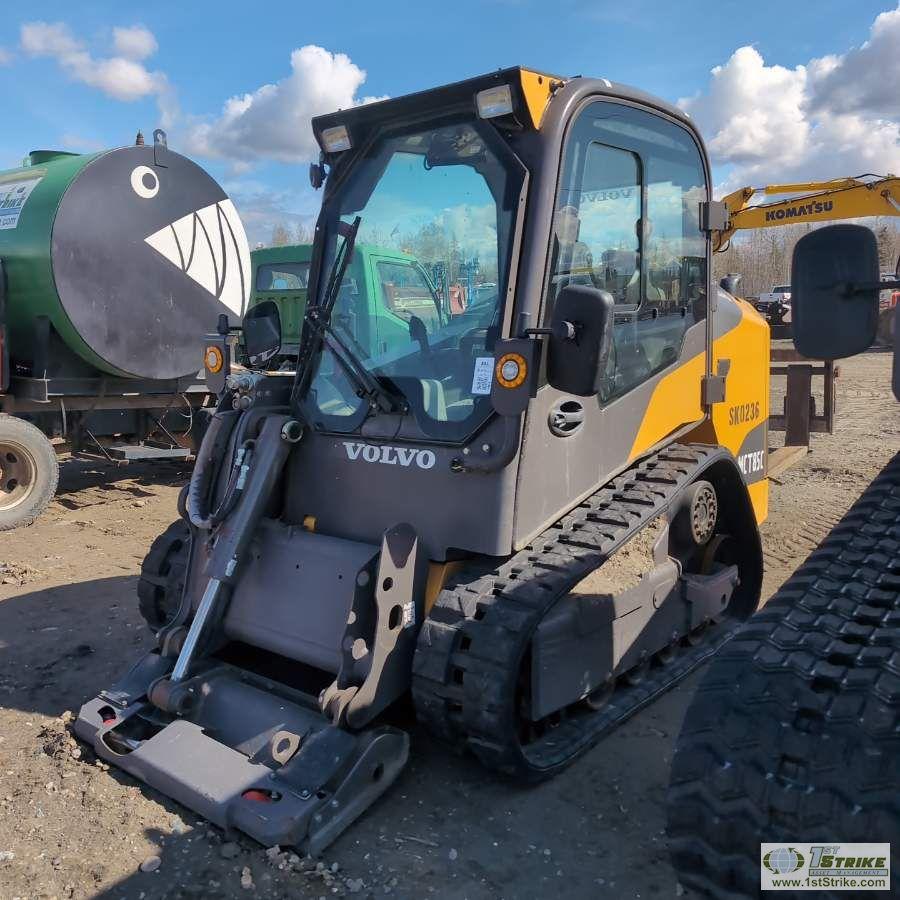 SKIDSTEER, 2014 VOLVO MCT85C T4, EROPS, TRACKED, SINGLE BOOM, SIDE ENTRANCE, HYDRAULIC ACTUATED ATTA